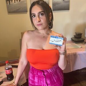 Meet your Posher, EW!